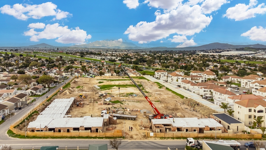 2 Bedroom Property for Sale in Vredekloof Western Cape